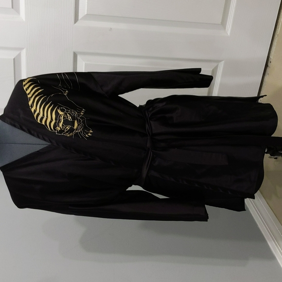 Frederick's of Hollywood Other - Vintage Fredricks of Hollywood Gold Tiger Print Black Robe